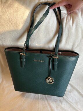 NWT! Rare! MK Michael Kors Jet Set Travel Medium Leather Carryall Tote In Green